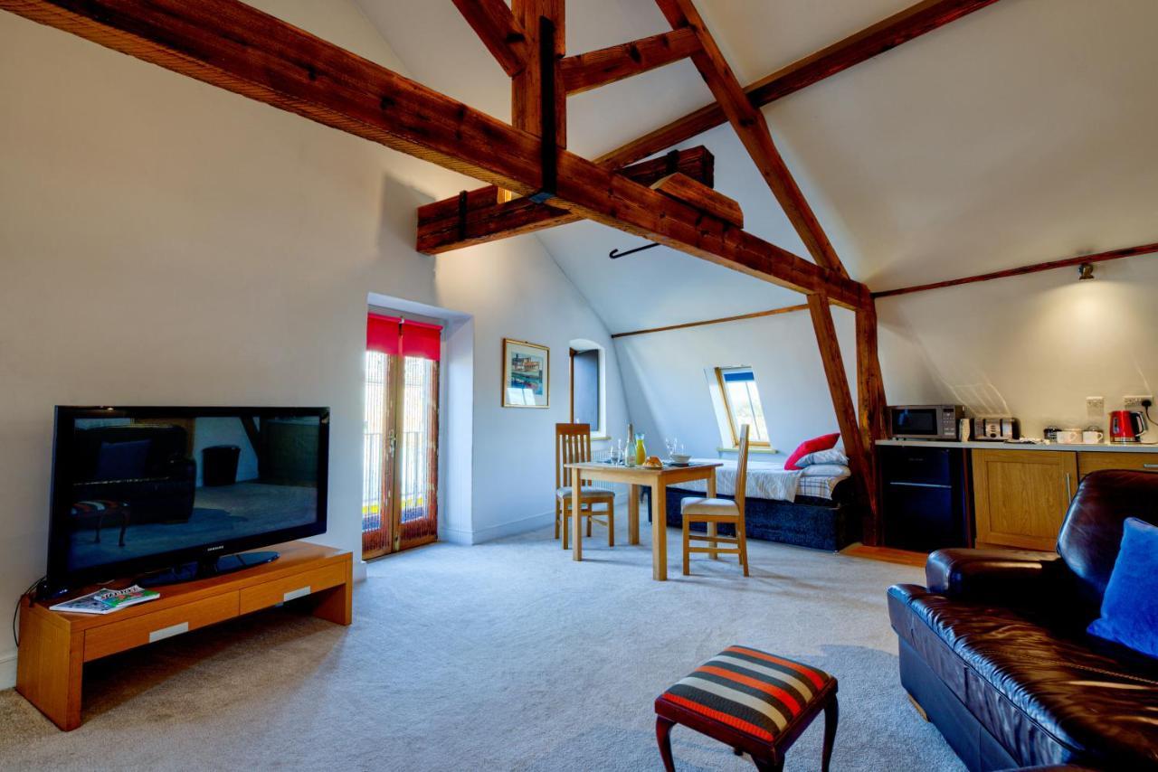 Central Studio Suite - Modern Stay With Free Wifi Stamford Kültér fotó